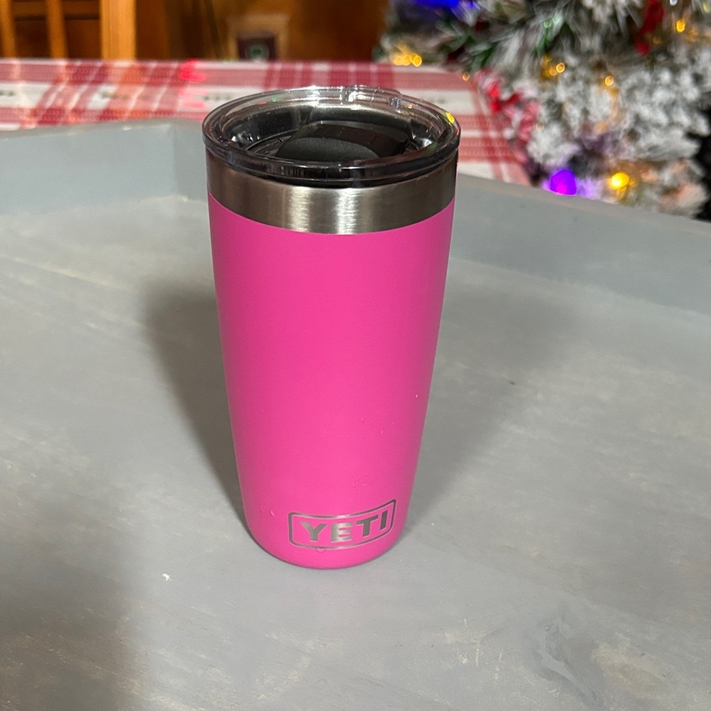 YETI prickly, pear,10 oz Travel Mug rare !